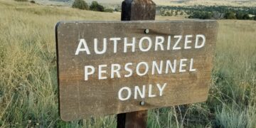 The Invisible Leader